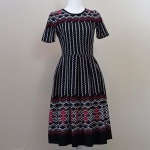 LulaRoe black red white short sleeve dress